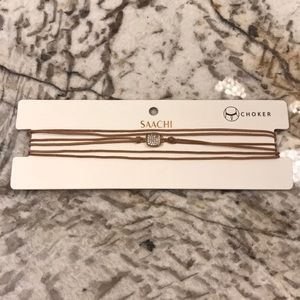 Saachi choker